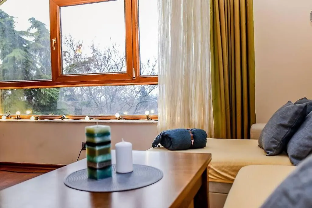 Sea View Apartment Next To Sea Garden And Beach Varna